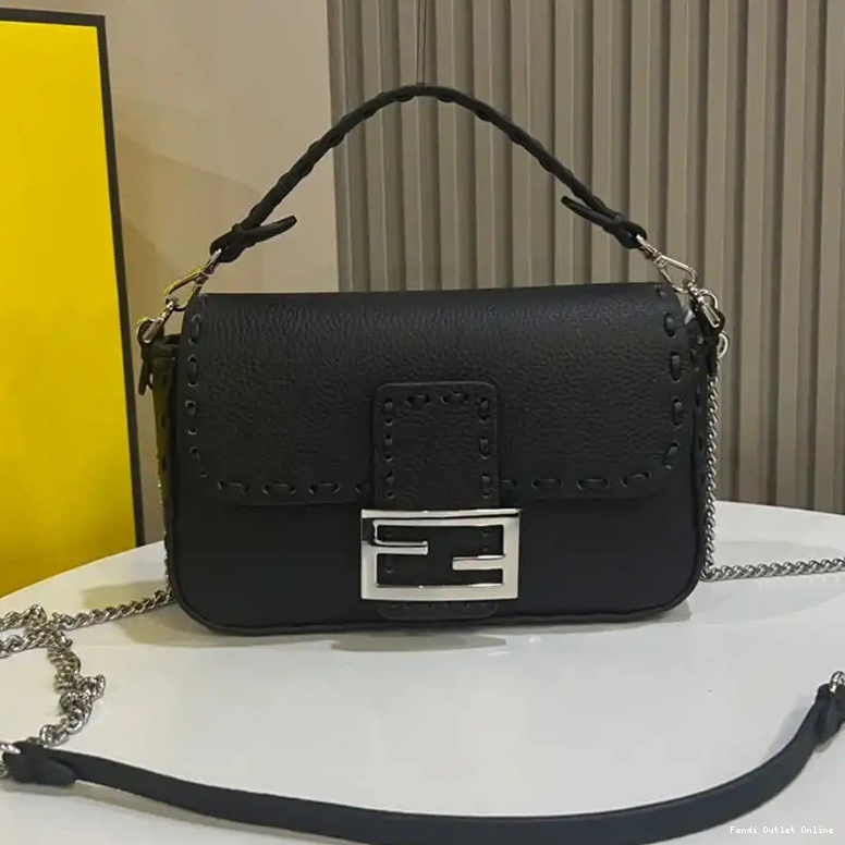 Affordable Leather Bag Romano In Cuoio Selleria Mini Fendi Baguette Black 0615